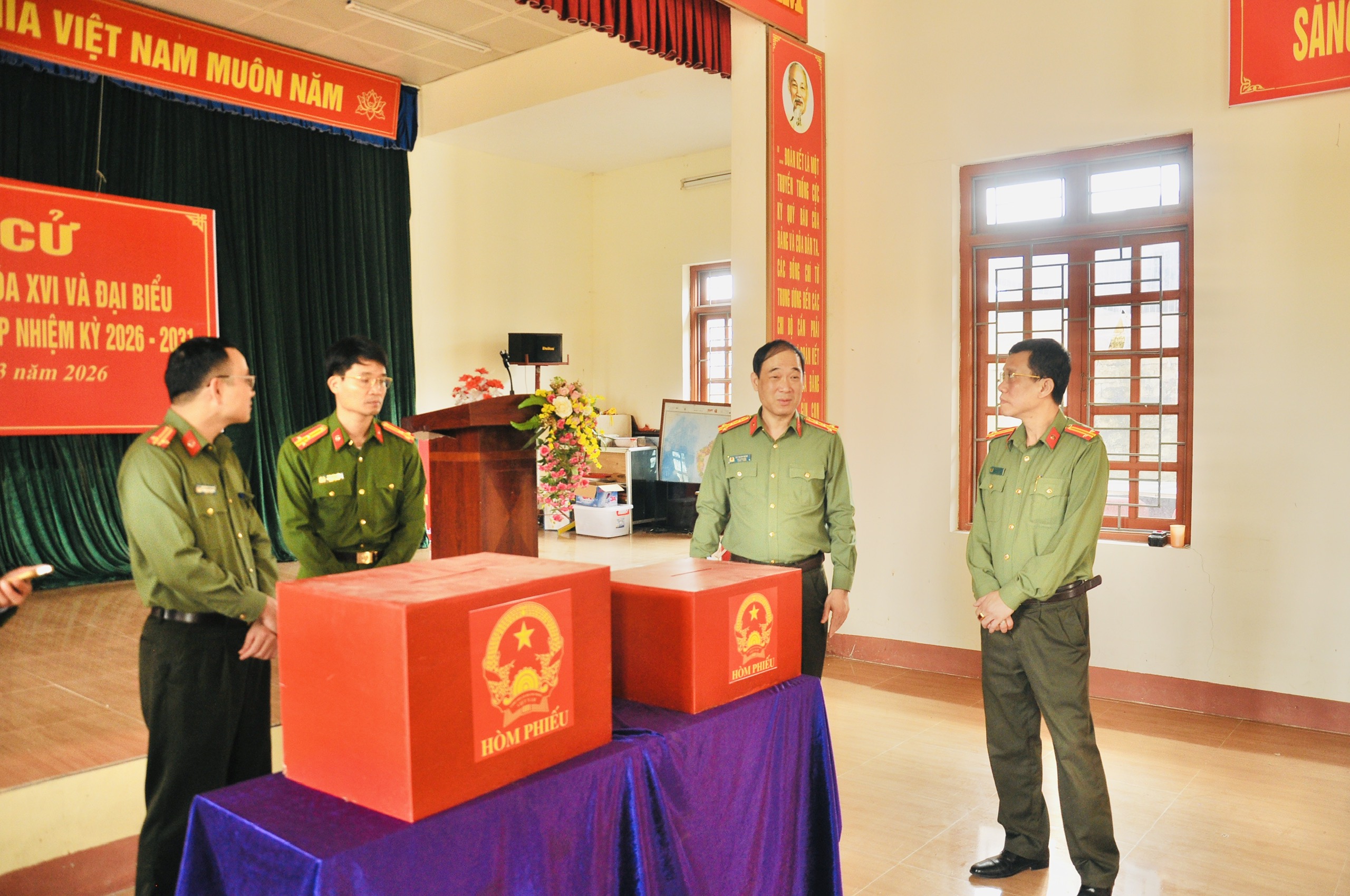 Đại tá Bùi Mạnh Hùng, Phó Giám đốc CATP kiểm tra công tác bảo đảm ANTT bầu cử đại biểu Quốc hội khoá XVI và đại biểu HĐND các cấp nhiệm kỳ 2026 - 2031